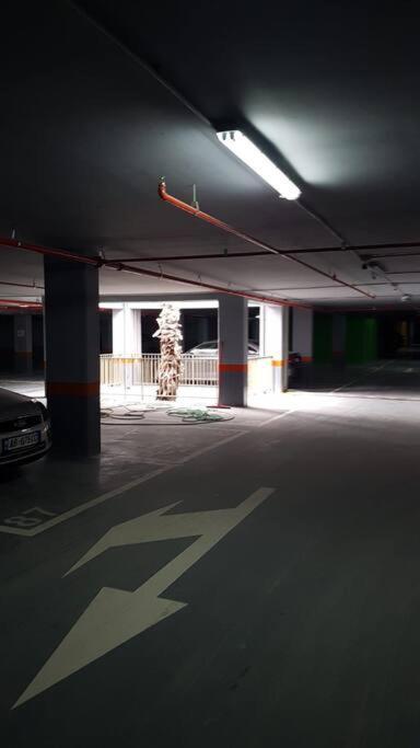 Ilirjan * Tirana